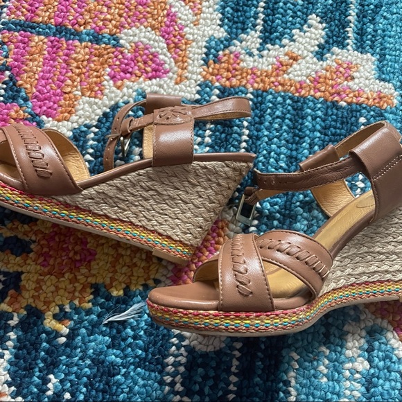 Jack Rogers Wedge Heels - Picture 6 of 8